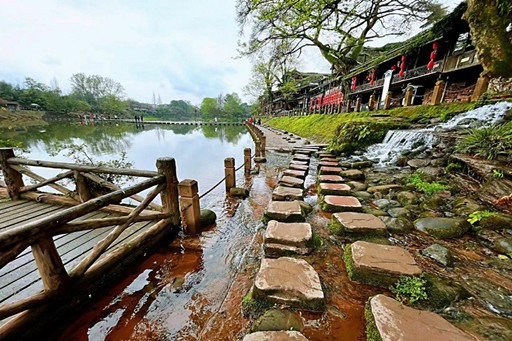 China Sichuan, Jiaju Tibetan Village, Travel Guide!